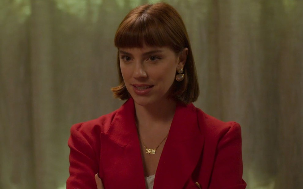 Alice Wegmann como Solange Duprat no remake de Vale Tudo