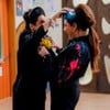 Perpétua (Tuna Dwek) e Norma (Clarice Niskier) em cena da novela A Caverna Encantada