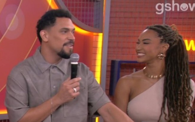 Vinícius Nascimento e Aline Patriarca no Prêmio gshow BBB 25
