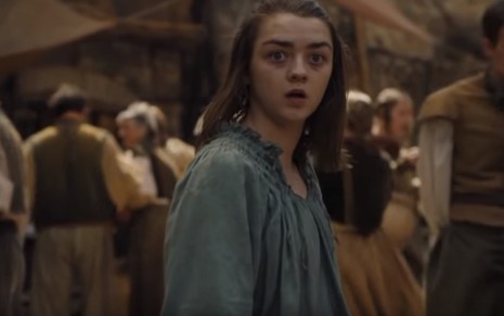 Arya Stark (Maisie Williams) aparece assustada em cena da sexta temporada de Game of Thrones - REPRODUÇÃO/HBO