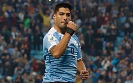 O uruguaio Luis Suárez comemora gol na Copa América 2019; seleção enfrenta o Chile nesta segunda (24) - DIVULGAÇÃO/URUGUAI