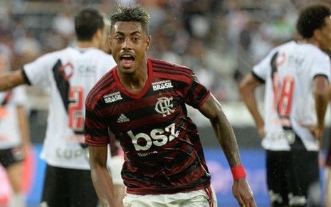 Bruno Henrique marcou os dois gols na vitória do Flamengo contra o Vasco no primeiro jogo da final do Carioca - DIVULGAÇÃO