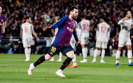 Lionel Messi marcou dois dos três gols do Barcelona contra o Liverpool no jogo de ida das semifinais - DIVULGAÇÃO/BARCELONA