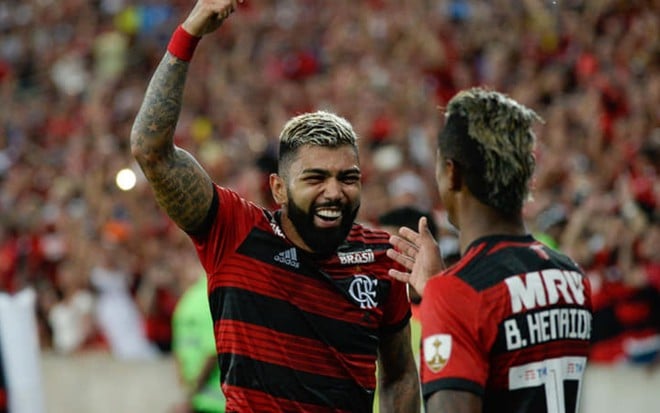 Gabigol e Bruno Henrique são destaques do Flamengo; jogo desta quarta (8) será transmitido por Globo e SporTV - DIVULGAÇÃO/FLAMENGO