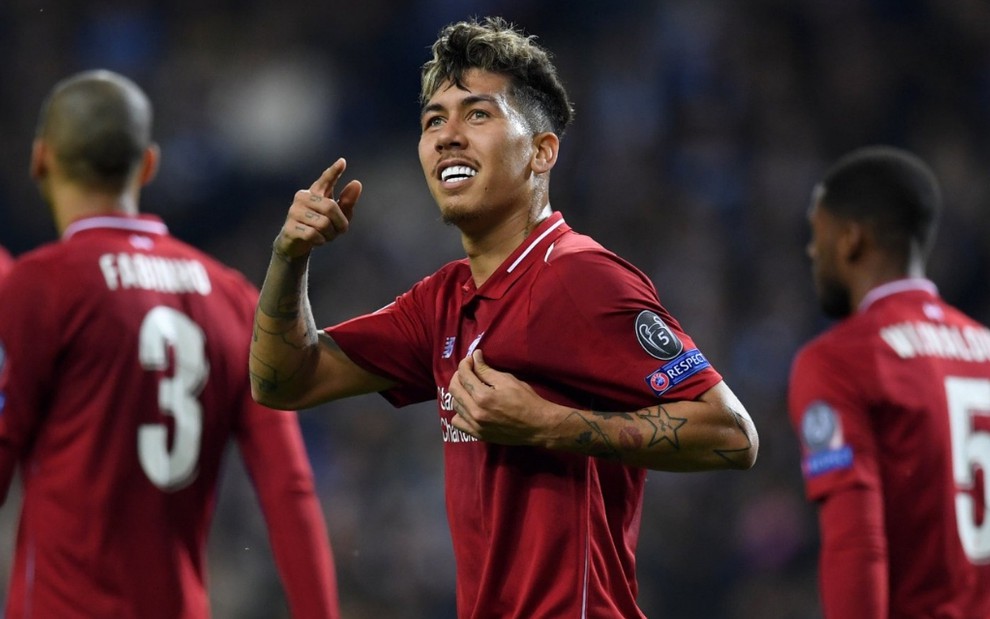 Roberto Firmino é um dos destaques do Liverpool, que enfrenta o Chelsea na Supercopa da Uefa - DIVULGAÇÃO/LIVERPOOL