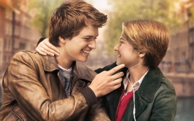 Ansel Elgort e Shailene Woodley no filme A Culpa É das Estrelas, exibido ontem (14) na Sessão da Tarde - Divulgação/20th Century Fox