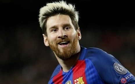 Messi comemora um dos gols que marcou pelo Barcelona na partida de ontem (23) - Divulgação/Uefa