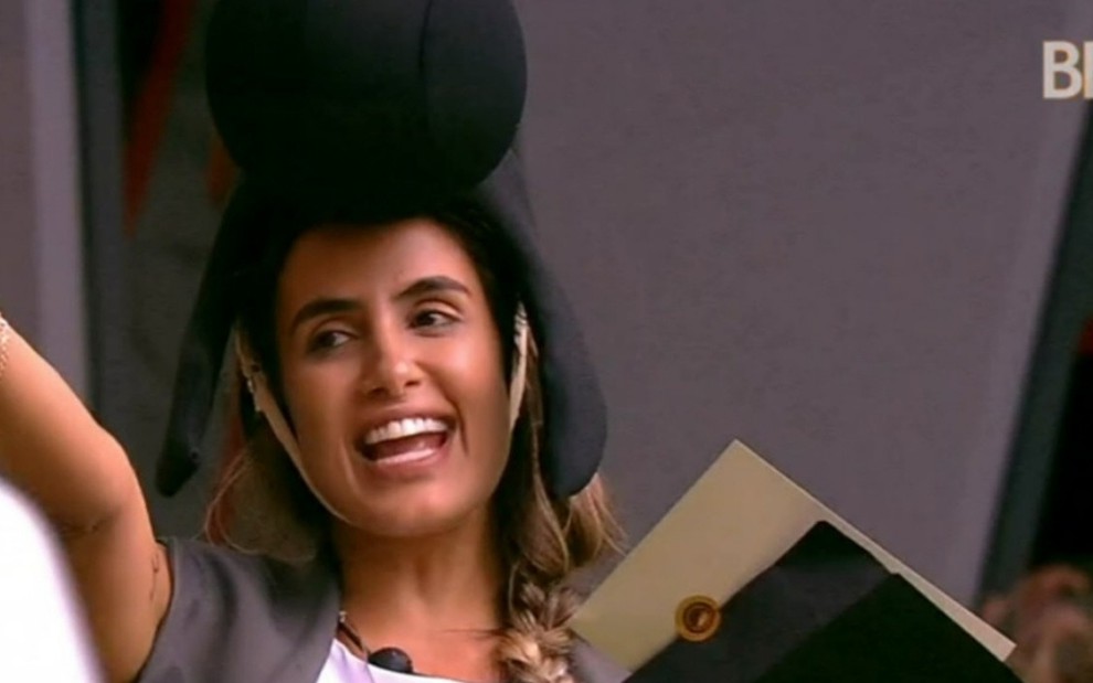 Após vencer prova do anjo do Big Brother Brasil 19, Carol Peixinho aplica castigo do monstro da semana - REPRODUÇÃO/TV GLOBO