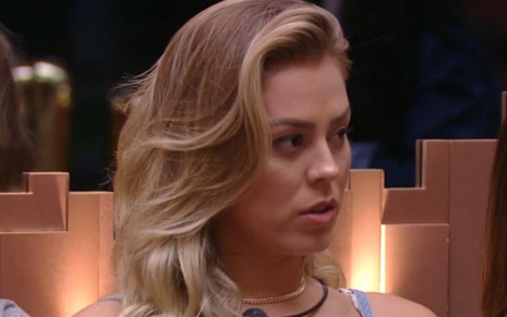 No paredão, Isabella é rejeitada por mais de 50% do público que participa das enquetes do Big Brother Brasil 19 - REPRODUÇÃO/TV GLOBO