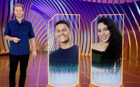 Após prova de sorte, Tiago Leifert anuncia que Danrley e Elana seguem como líderes do Big Brother Brasil - REPRODUÇÃO/TV GLOBO