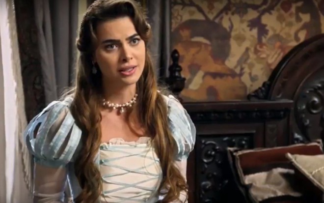 Rayanne Morais (Pietra) em cena de Belaventura; mocinha passará mal durante a coroação - Reprodução/Record