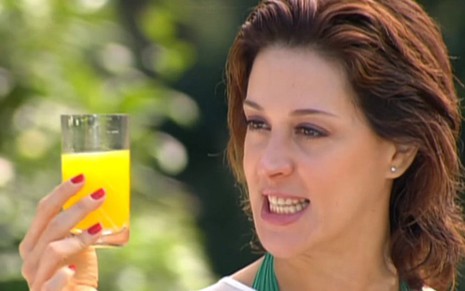 Claudia Raia em cena do capítulo de quinta-feira (15) de Belíssima: empate com Malhação - Reprodução/TV Globo