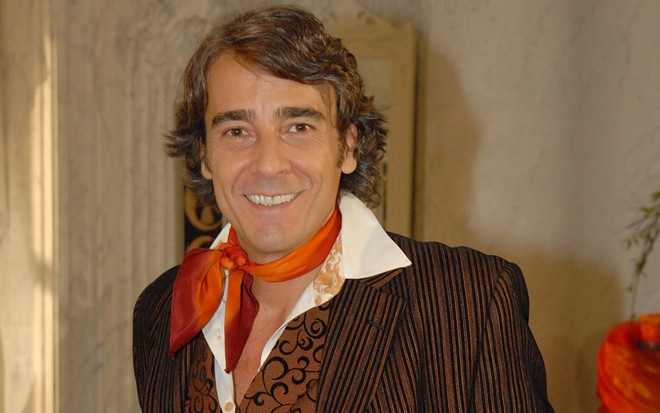 Alexandre Borges interpreta André Spina em Ti Ti Ti - ALEX CARVALHO/TV GLOBO