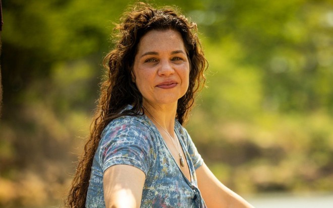 Isabel Teixeira caracterizada como Maria Bruaca em foto de divulgação da novela Pantanal - TV GLOBO/JOÃO MIGUEL JÚNIOR