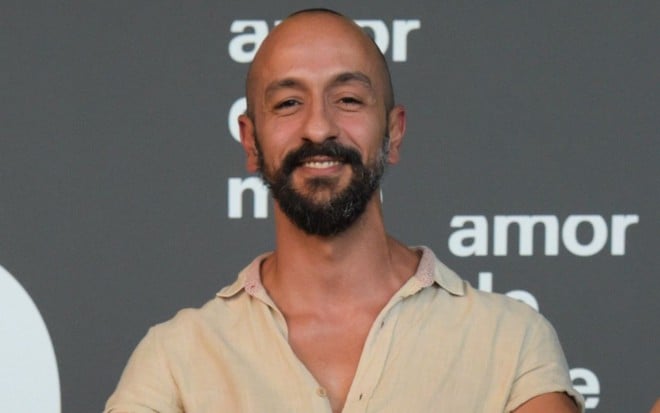 Irandhir Santos é um ator brasileiro conhecido pela atuação em filmes e novelas - ESTEVAM AVELLAR/TV GLOBO