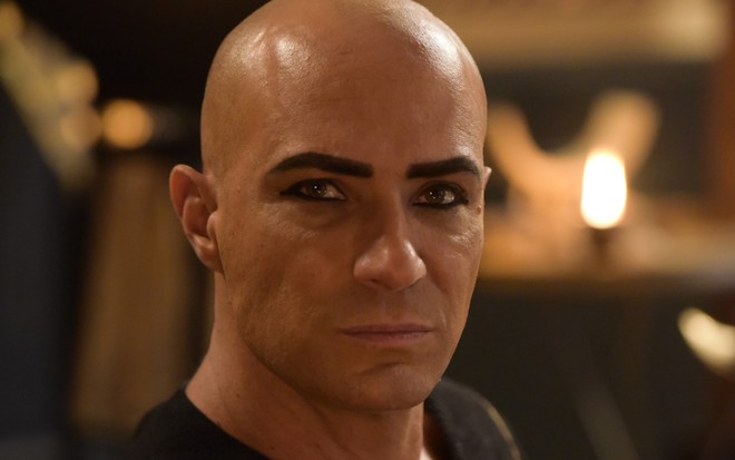 Fernando Pavão interpretará Sheshi; o personagem é o faraó da sétima fase do folhetim - DIVULGAÇÃO/RECORD