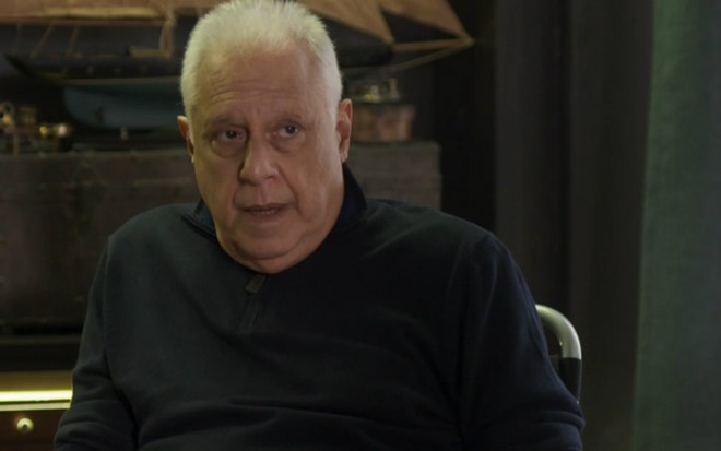 O ator Antonio Fagundes em cena como o personagem Alberto de Bom Sucesso