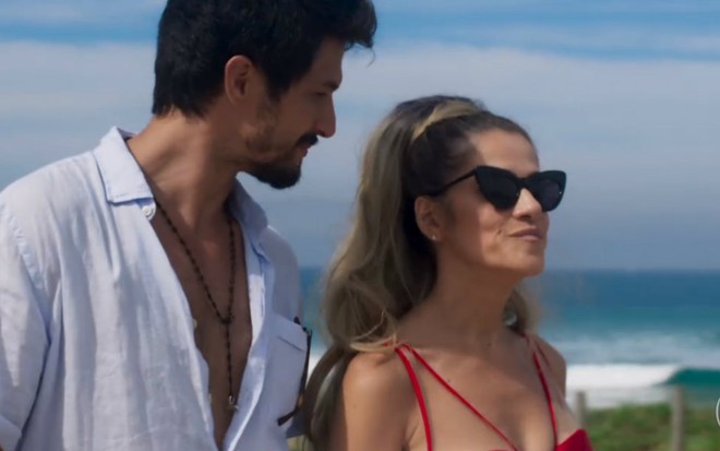 Silvana (Ingrid Guimarães) vai ficar irada com Marcos (Romulo Estrella) ao descobrir sobre caso dele - Reprodução/Globo