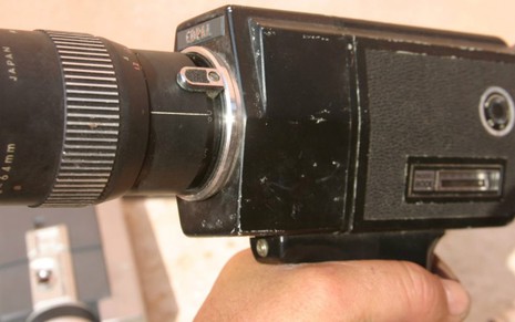 Câmera com tecnologia Super 8, com a qual telespectadores podiam gravar vídeos para a Globo - Reprodução