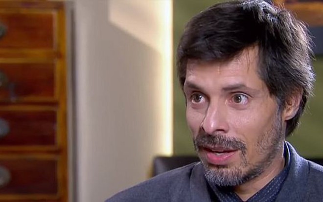 Daniel Alvim (Leonardo) em cena de Carinha de Anjo; vilão vai agir contra a própria família - Reprodução/SBT