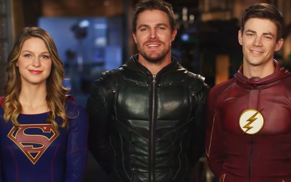 Melissa Benoist (Supergirl), Stephen Amell (Arrow) e Grant Gustin (Flash), astros do chamado Arrowverse - Divulgação/The CW