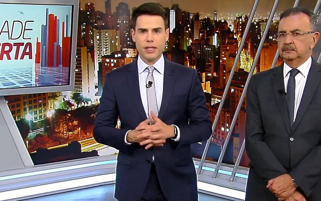 Luiz Bacci e Percival de Souza na edição de quarta-feira (24) do Cidade Alerta: empate com a Globo - REPRODUÇÃO/RECORD