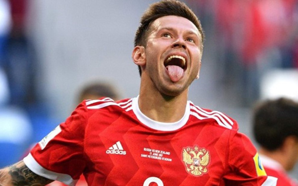 O jogador russo Fedor Smolov comemora gol de sua seleção na Copa das Confederações - Divulgação/Fifa