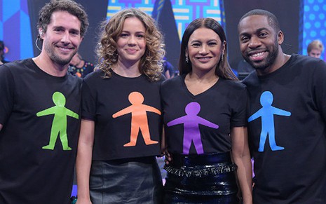 Os apresentadores do Criança Esperança durante o show beneficente de 2017 - Estevam Avellar/TV Globo