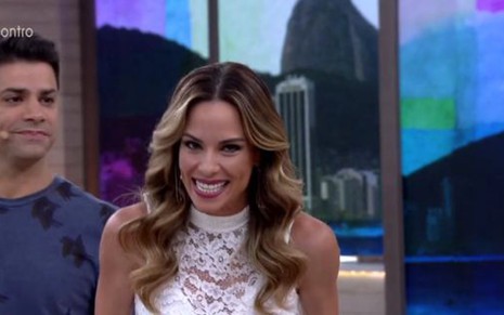 Lair Rennó e Ana Furtado apresentaram a edição de sexta-feira (13) do Encontro, na Globo - Reprodução/Globo