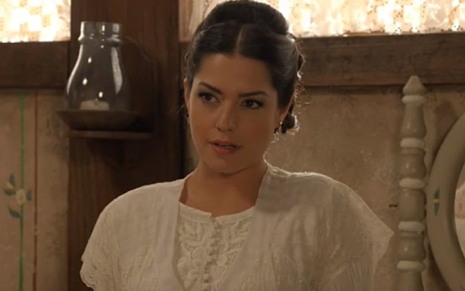 Thaís Fersoza (Maria Isabel) em cena de Escrava Mãe, novela da Record - Reprodução/Record