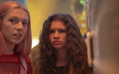 Hunther Schafer e Zendaya na primeira temporada de Euphoria; HBO renovou seu primeiro drama teen - Divulgação/HBO