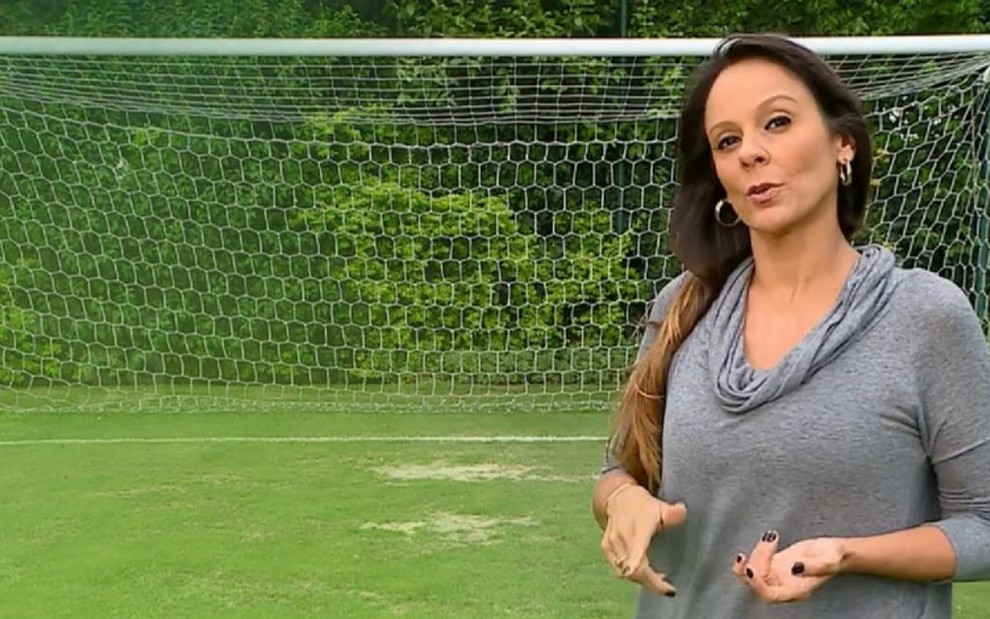 Fabiola Andrade em reportagem exigida no Globo Esporte de sábado: ela nega ter sido vítima de 'mão boba' - Reprodução/TV Globo