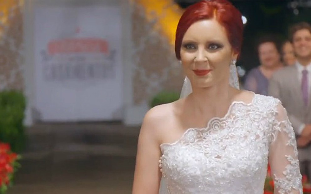 Noiva chega ao altar no primeiro episódio da Fábrica de Casamentos, reality show do SBT - Divulgação/SBT