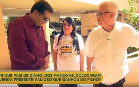 Pais de Dinho abrem as portas do sítio em Itaquaquecetuba para o apresentador Geraldo Luís no Domingo Show - Reprodução/Record