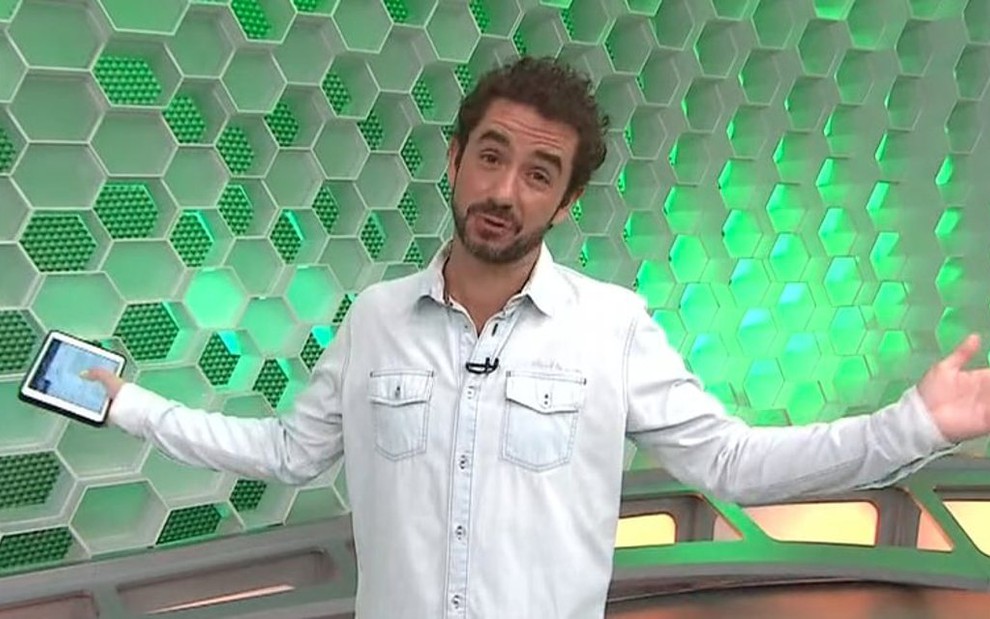 Felipe Andreoli no estúdio do Esporte Espetacular: apresentador fará Globo Esporte com mais humor, como Leifert - REPRODUÇÃO/TV GLOBO