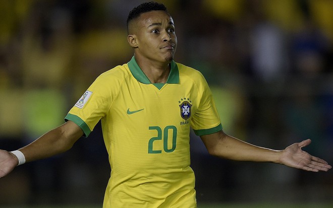 Lázaro, jogador do Flamengo, marcou o gol do título brasileiro no Mundial sub-17