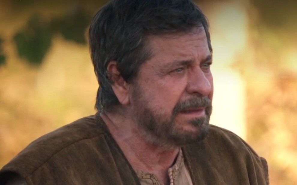 O ator Flávio Galvão como o personagem Nabote na minissérie Jezabel