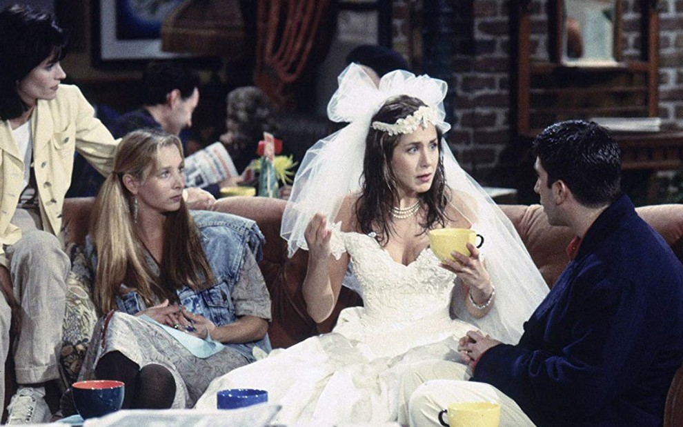 Courteney Cox, Lisa Kudrow, Jennifer Aniston e David Schwimmer no primeiro episódio de Friends
