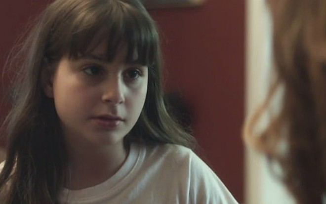 A atriz Isabella Koppel em cena como a personagem Gabriela em Os Dias Eram Assim - Reprodução/Globo