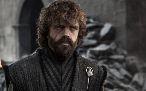 O ator Peter Dinklage em cena do final de Game of Thrones; episódio controverso perdeu o Emmy de roteiro