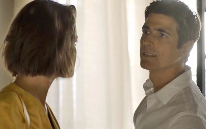 Agatha Moreira (Josiane) e Reynaldo Gianecchini (Régis) juntos em A Dona do Pedaço, novela das nove da Globo