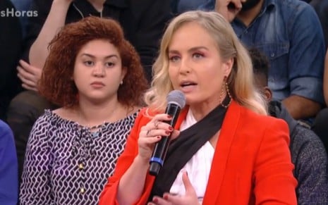Angélica durante participação no Altas Horas: ela ficou desapontada com suspensão de novo programa - REPRODUÇÃO/TV GLOBO