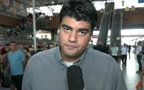 André Azeredo, repórter que mais aparecia no Bom Dia São Paulo, vai ganhar dez vezes mais na Record - Reprodução/TV Globo