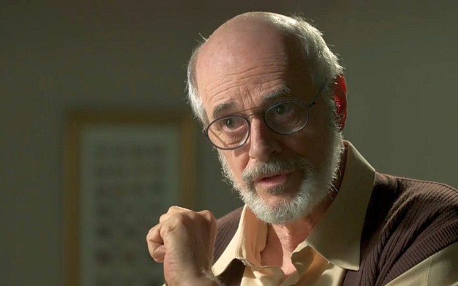 Sóstenes (Marcos Caruso) temerá que crime do passado venha à tona em O Sétimo Guardião - Reprodução/TV Globo