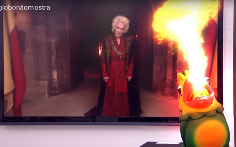 Louro José vira dragão e cospe fogo para Ana Maria Targaryen no Isso a Globo Não Mostra de domingo (14) - REPRODUÇÃO/TV GLOBO