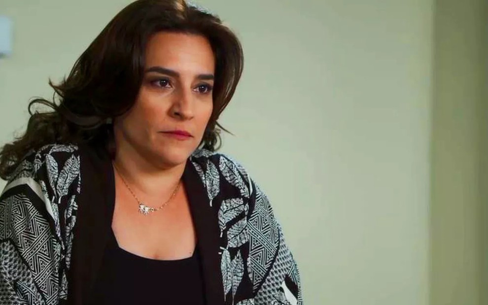 Simone Gutierrez em cena de Órfãos da Terra, novela das seis da Globo; ela interpreta Aline