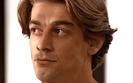 Betto Nasci em cena de Por Amor como o personagem Alex