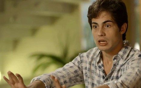 Valentim (Danilo Mesquita) ficará chocado com a briga da mocinha com a vilã de Segundo Sol - Reprodução/TV Globo