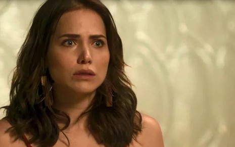 Rosa (Letícia Colin) confirmará a suspeita de Laureta (Adriana Esteves) em cena de Segundo Sol - Reprodução/TV Globo