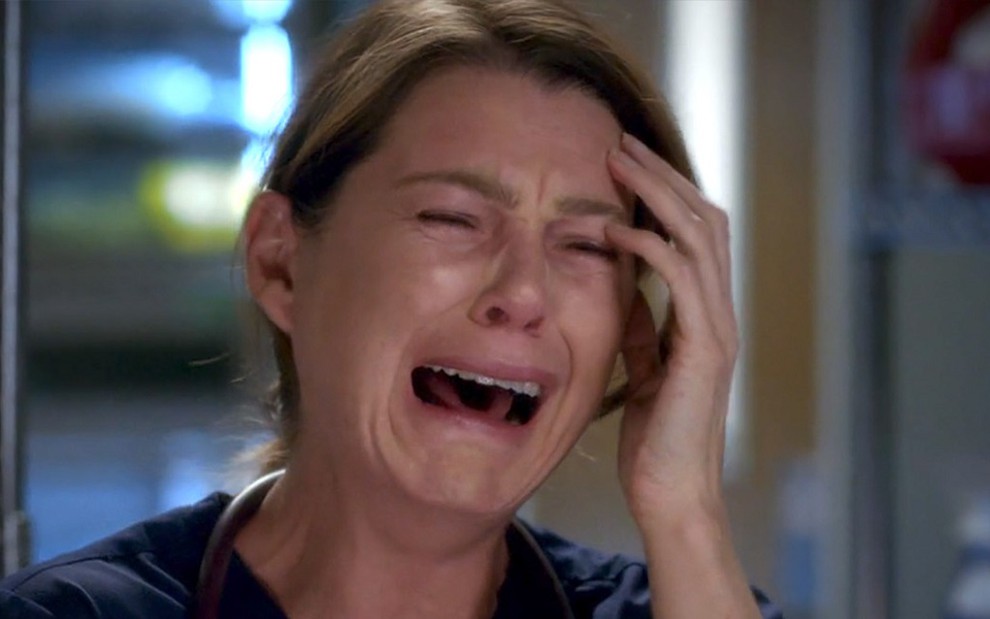 Ellen Pompeo chora desesperada em episódio de Grey's Anatomy; 16ª temporada está fora da Netflix